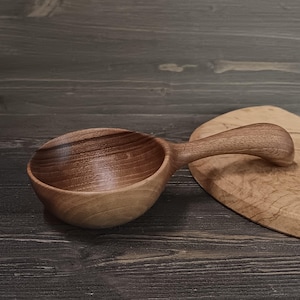Handmade big walnut wood round scoop Grain scoop Flour scoop Large kitchen wooden scoop