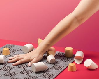 Minimalist Wooden Chess Set: Handcrafted Felt Board, Modern Design