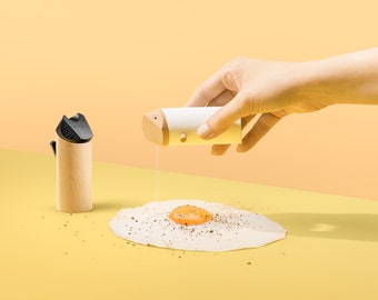 Handmade Beech Wood Salt and Pepper Shakers, Eco-Friendly Spice Dispenser