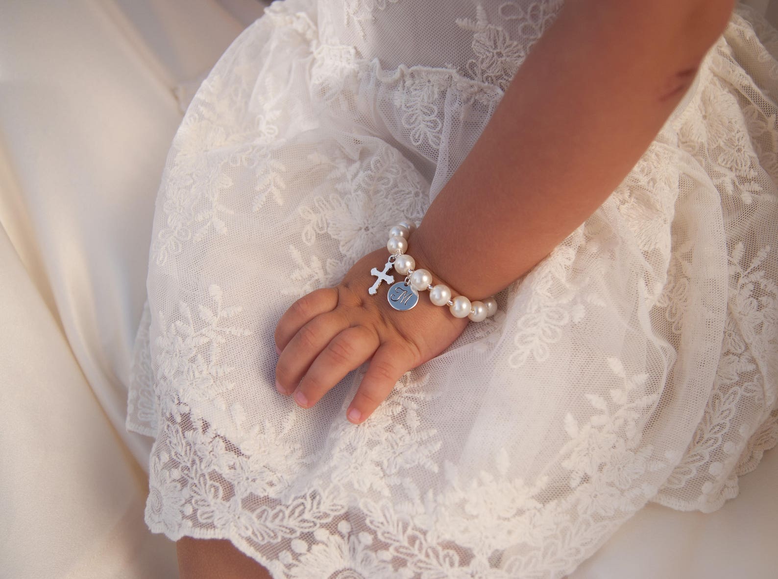 Personalized Kids Pearl Bracelet Baby Initial Charm Jewelry Etsy