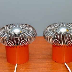 Pair of vintage space age table lamps attributed to Philippe Rogier for Gallery Oxar France, 1970s image 9