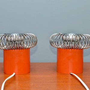 Pair of vintage space age table lamps attributed to Philippe Rogier for Gallery Oxar France, 1970s image 3