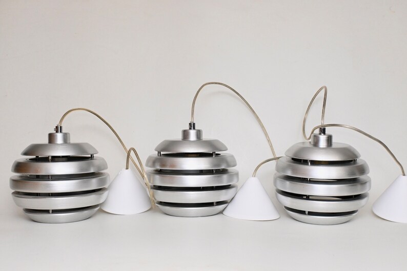 One of three vintage brushed aluminum pendant / hanging lamp by Eglo Leuchten Germany, 2000s zdjęcie 8