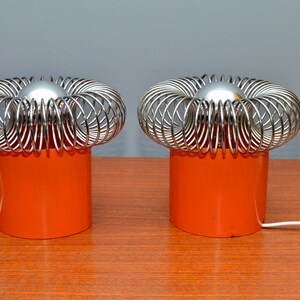 Pair of vintage space age table lamps attributed to Philippe Rogier for Gallery Oxar France, 1970s image 4