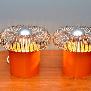 Pair of vintage space age table lamps attributed to Philippe Rogier for Gallery Oxar France, 1970s image 1