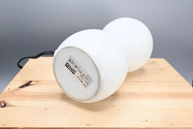 Retro white vintage iKEA glass table lamp Kvintant B9612, 1990s image 8