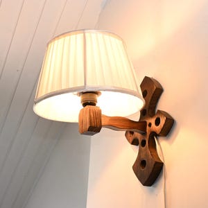 Dutch midcentury wooden wall lamp with pleated shade, 1970s