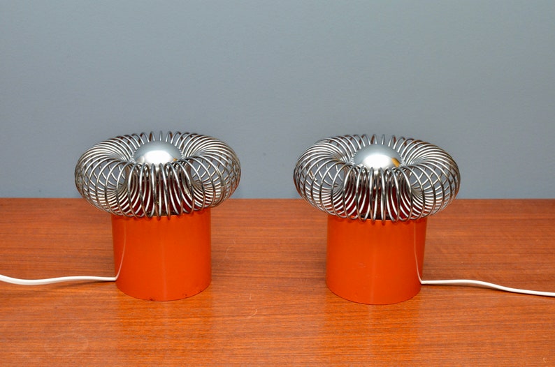 Pair of vintage space age table lamps attributed to Philippe Rogier for Gallery Oxar France, 1970s image 2
