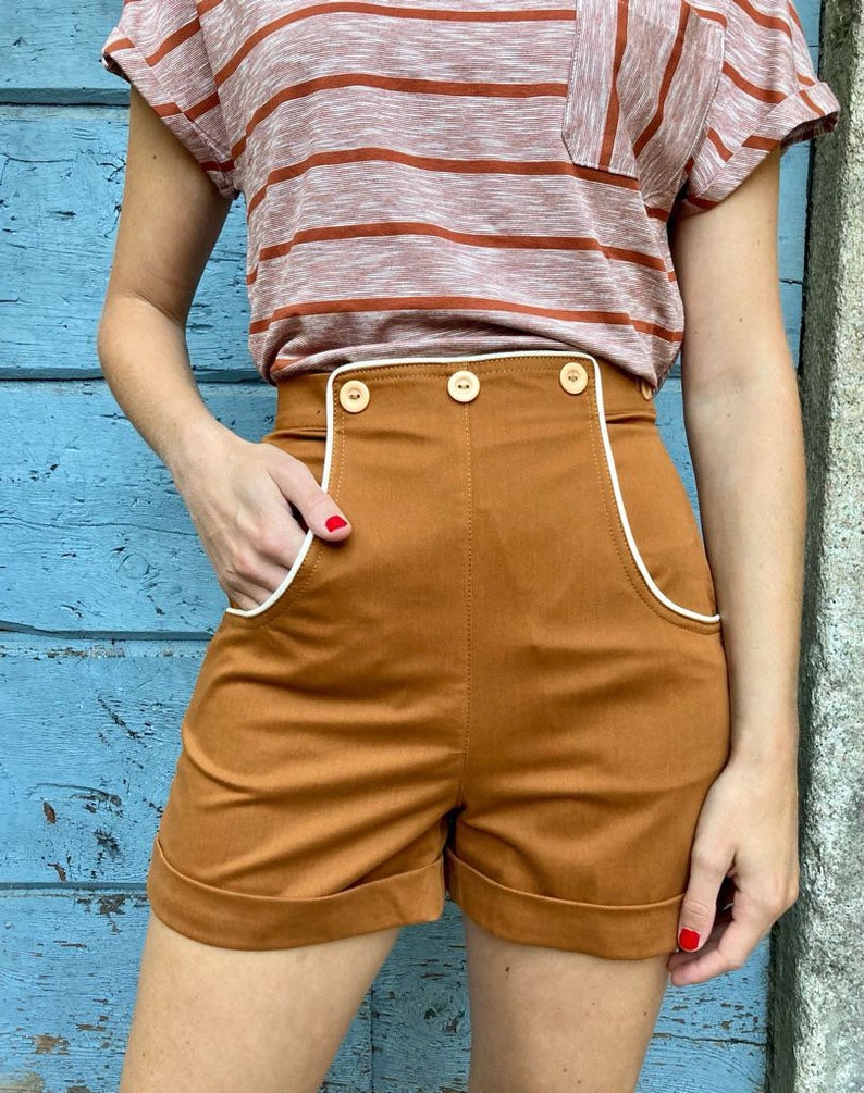 Vintage Shorts, Culottes History 1930s-1950s     Vintage 1950s Style Rust Cotton Sailor Shorts - size XSSLXL  AT vintagedancer.com