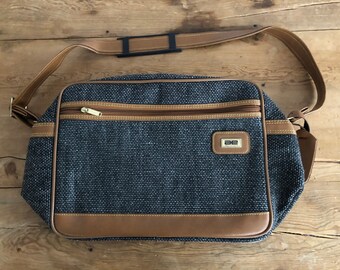 amelia earhart luggage company