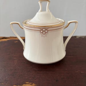 Noritake Fine China Japan Satin Gown Sugar Bowl with Lid