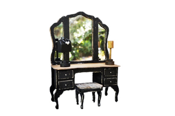 barbie dresser with mirror