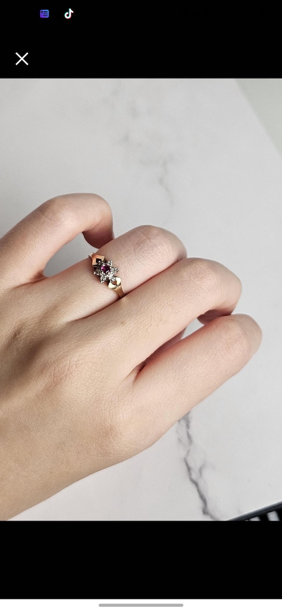 VTG 10k Gold Floral Cluster Ring with Ruby and Di… - image 9