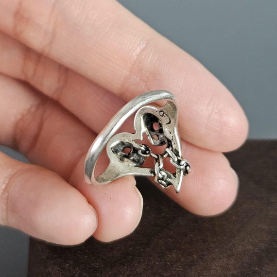 Skeleton Heart Silver Tone Ring - image 6