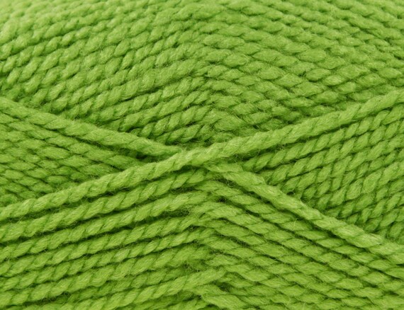 Moss 548 Big Value Chunky King Cole Chunky Green Bulky Yarn