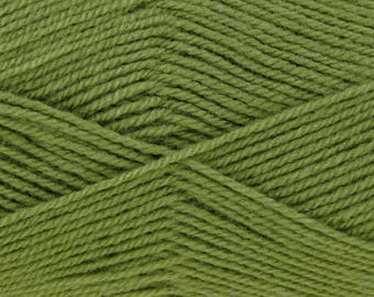 Grass (272) Pricewise DK, King Cole Double Knit, Green Light Worsted Knitting Yarn, Grass Green Knitting Yarn, Grass Green Crochet Yarn