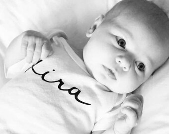 Personalised Unisex Bodysuit, custom name , coming home outfit, newborn , Name on bodysuit, Monochrome, Cake Smash party