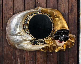 Handgemachter Spiegel aus Pappmaché mit 24 Karat Gold und Blattsilber