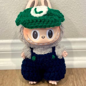 Costume di Halloween da Super Mario di Labubu! Solo tuta e cappello all&#39;uncinetto