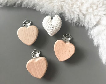 Wooden Heart Clip/ Beech Wood/ 35mm Wooden Clips/ Natural Wood Pacifier Clip/ Natural Wood Dummy Holder/ Wood Suspender Clip