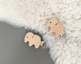 Wooden Elephant Clips/ Natural Wood Pacifier Clip/ Natural Wood Dummy Holder/ Wood Suspender Clip/ Organic Beech Wood