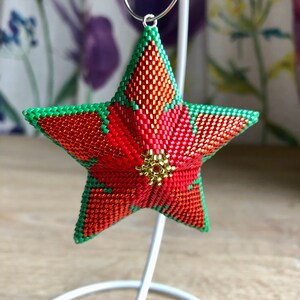 3D Peyote Star, Christmas Poinsettia Star 2, warped square, Geometric Beading Pattern. image 8