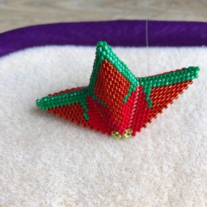 3D Peyote Star, Christmas Poinsettia Star 2, warped square, Geometric Beading Pattern. image 4