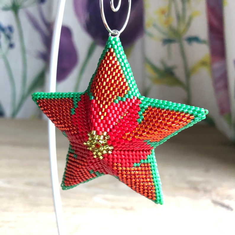 3D Peyote Star, Christmas Poinsettia Star 2, warped square, Geometric Beading Pattern. image 7