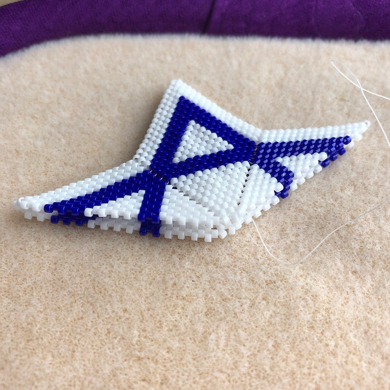 Traditional Star of David 3D warped square Peyote Star, Hanukkah Chanukah Geometric Beading Pattern, Blue and White Beaded Star image 6