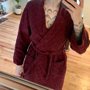 Customizable Turkish Cotton Jacquard Hooded Bathrobe in Burgundy and Black.
