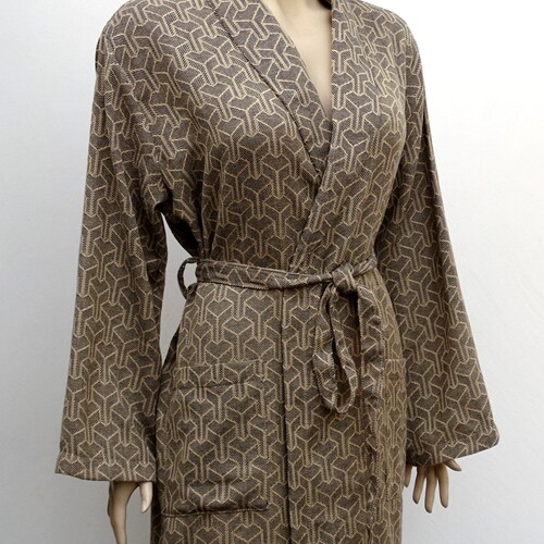 MARGOUN Men's Satin Dressing Gown Kimono Robe Lightweight Silk Long Sleeved  Home Sleepwear Loungewear/Black Large