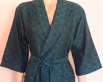 Elegant jacquard shawl collar green and black colour Turkish soft cotton lightweight kimono robe, dressing gown.