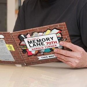 Cadeau 70e anniversaire pour elle, cadeau 70e anniversaire pour lui, livre personnalisé 70e anniversaire, livre d'informations sur une date importante, cadeau nostalgie
