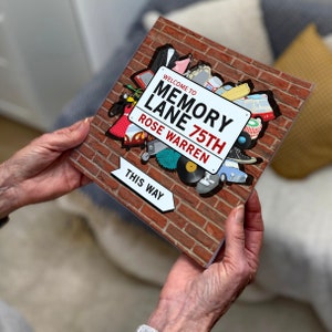Livre personnalisé pour 75e anniversaire, cadeau d'anniversaire Memory Lane, cadeau personnalisé pour 75e anniversaire, cadeau 75 ans, livre d'informations, joyeux 75e anniversaire