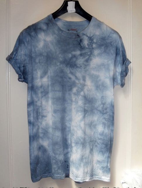 washing new tie dye shirt