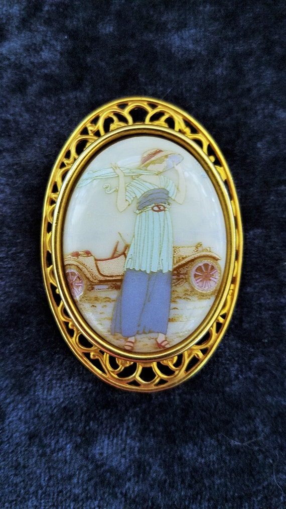 Vintage Porcelain Brooch