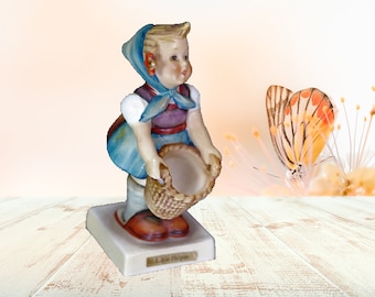 Hummel Little Helper 73 Goebel Figurine TMK3  Little Girl With Basket Porcelain Vintage Figurines