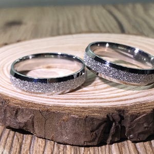 Anillos hechos a mano Hers and Hers, Juego de anillos para parejas, Juego de anillos de titanio, Juego de anillos de aniversario