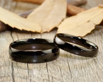 Handmade Flat Design Your words Black Custom Your words in Elvish Tengwar Wedding band Titanium Rings Set