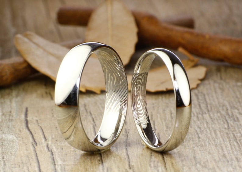 Custom Fingerprint Ring Titanium Rings Set Modern Wedding Bands Unique Men and Women Wedding Ring