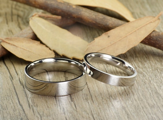 Buy Plain Silver Couple Rings With Name Engraved Online at Best Prices -  Giftcart.com