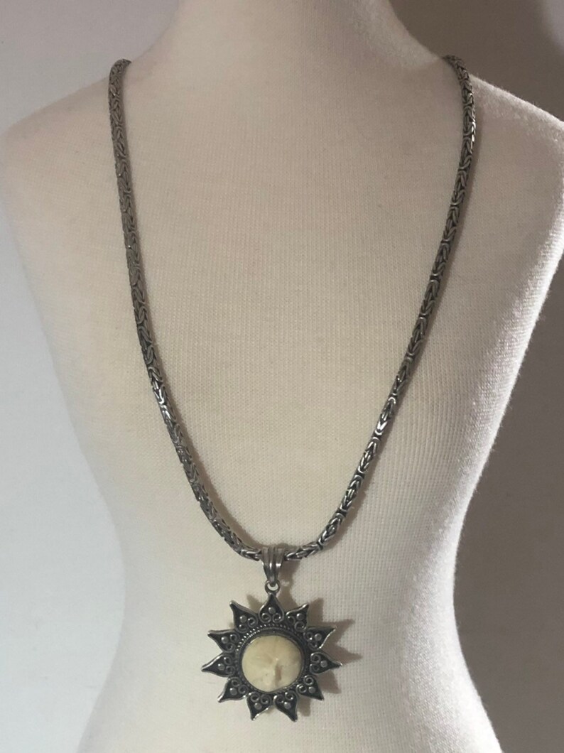 Vintage Sterling Silver Byzantine chain Vintage Bali Winking Sun Face Bone Sterling Silver Byzantine chain pendant necklace
