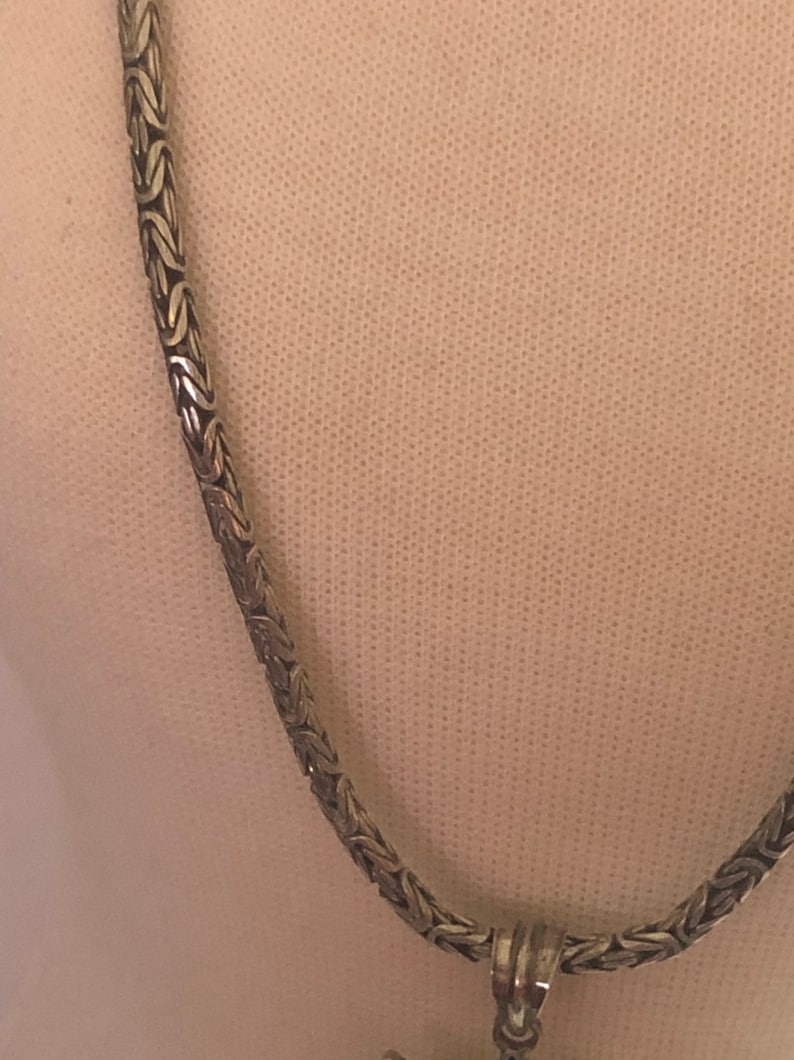 Vintage Sterling Silver Byzantine chain Vintage Bali Winking Sun Face Bone Sterling Silver Byzantine chain pendant necklace
