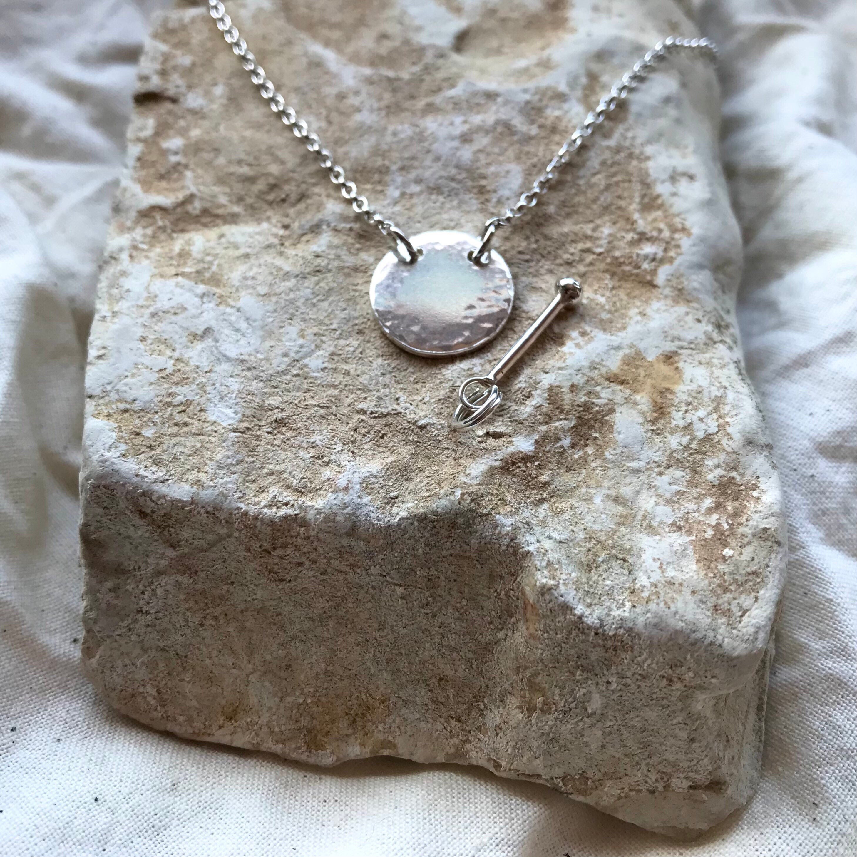 Collar colgante con mazo en plata de ley reciclada Etsy México