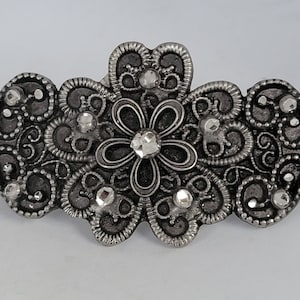 Lacy flower barrette