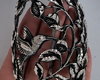 Large humming bird pony tail cover