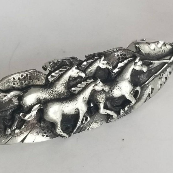 running horses on a feather  barrette. 70 mm french clip