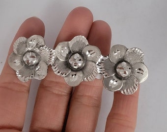 Flower barrette