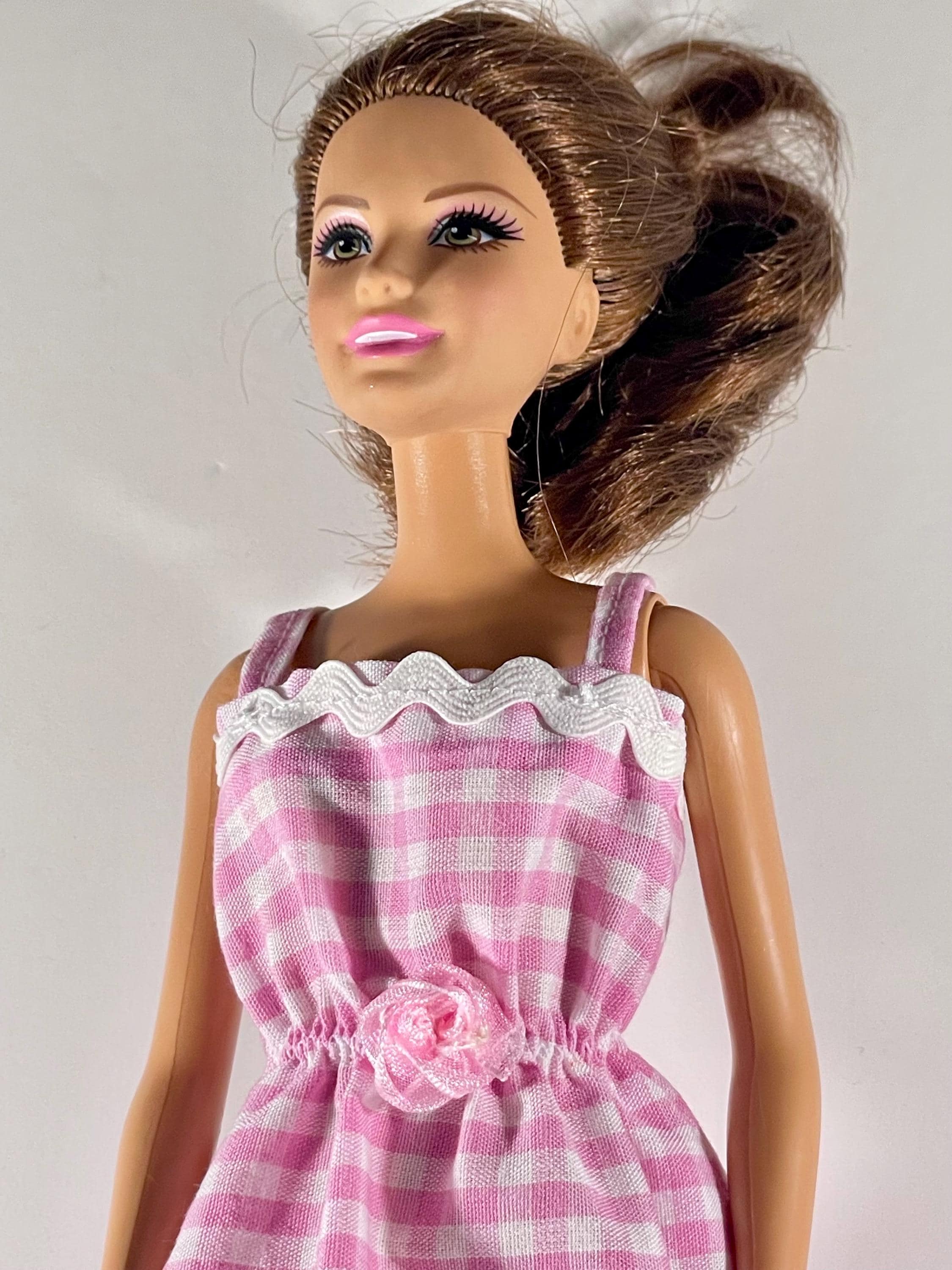 pink polka dot dress for 10 in doll 2008 BARBIE COLOR YOUR WORLD PINK POLKA DOT DRESS BARBIE DOLL MATTEL BLONDE HAIR