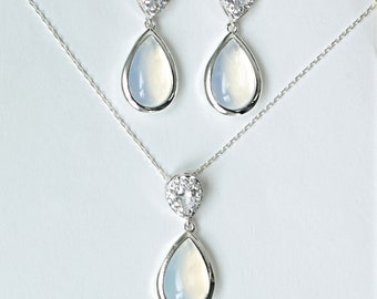 Opal Bridesmaid Set Jewelry, Opal Necklace and Earrings Set Silver, Sterling Silver Chain and Earring Wires, MP1